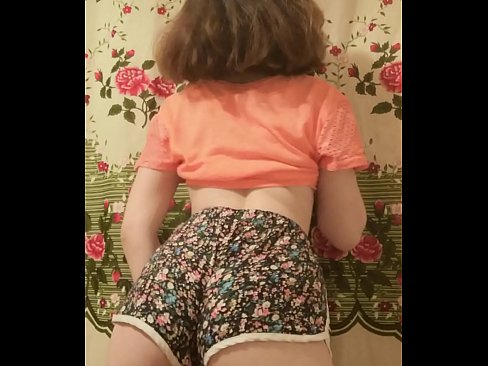 ❤️ Keçika ciwan a seksî li ber kamerayê kurtanên xwe ji xwe dike ❌ Porno fb li ku.fuckmymac.ru ☑